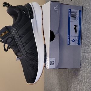 Adidas Racer TR21